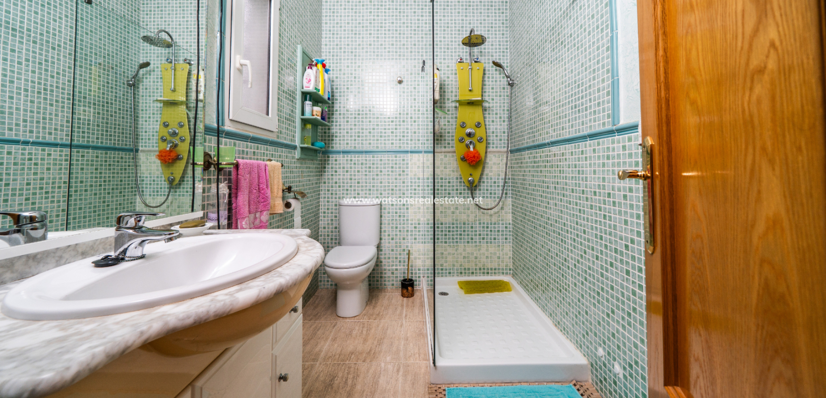 Resale - Freistendhe Villa - Urb. La Marina