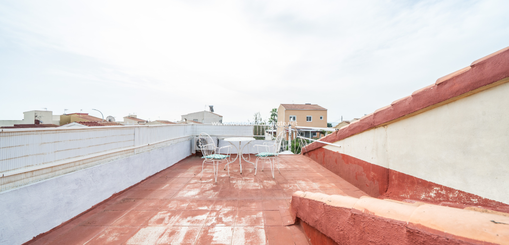 Resale - Freistendhe Villa - Urb. La Marina