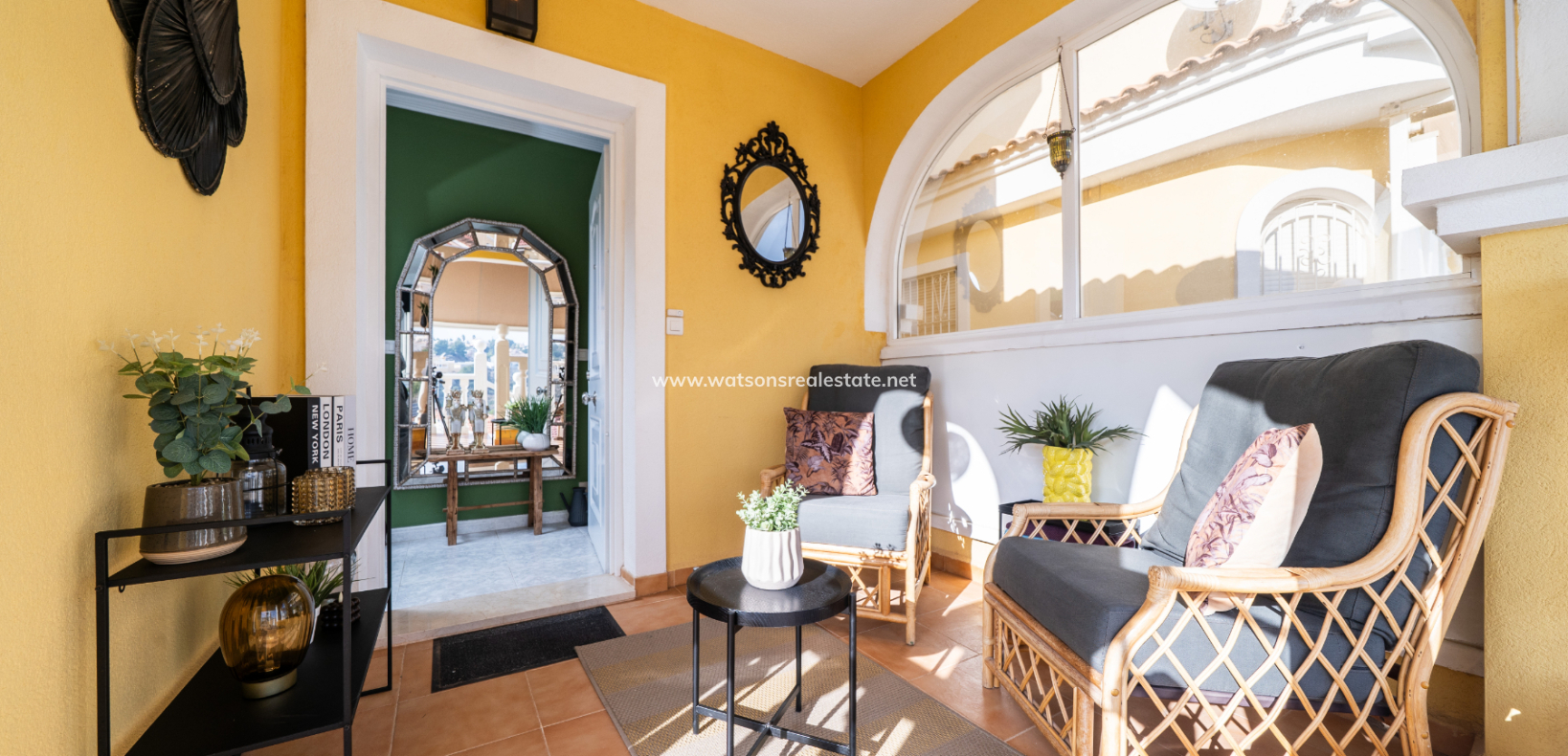 Resale - Freistendhe Villa - Urb. La Marina