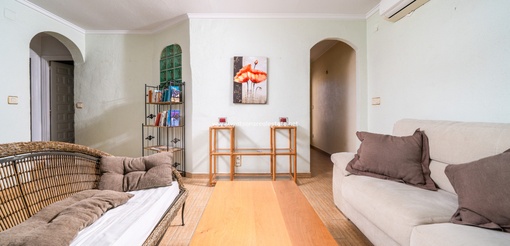 Resale - Freistendhe Villa - Urb. La Marina