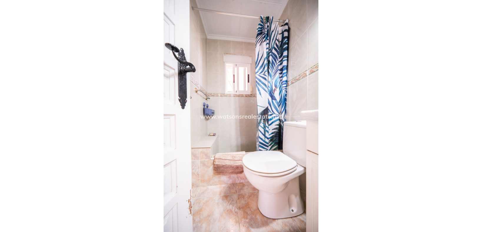 Resale - Freistendhe Villa - Urb. La Marina