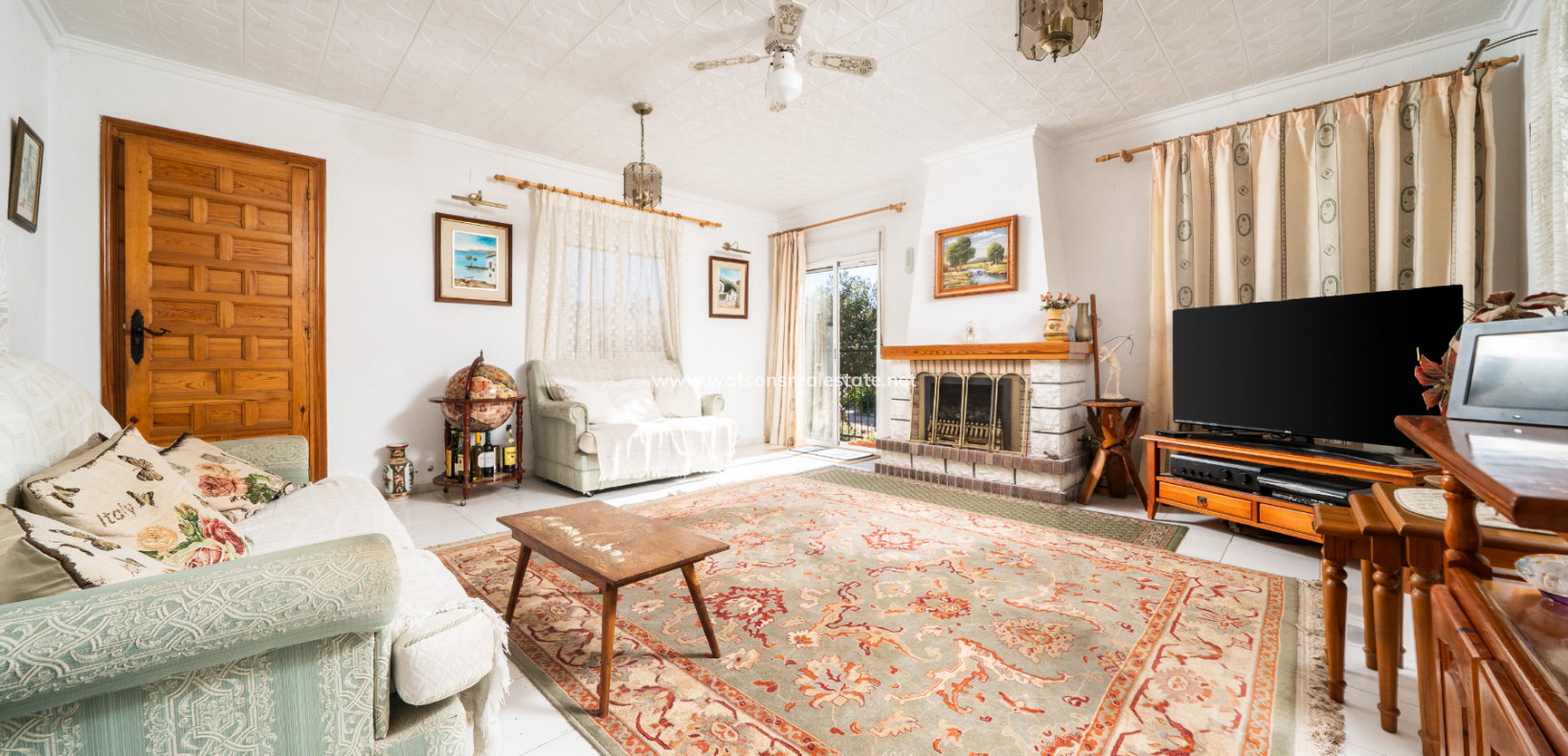 Resale - Freistendhe Villa - Urb. La Marina