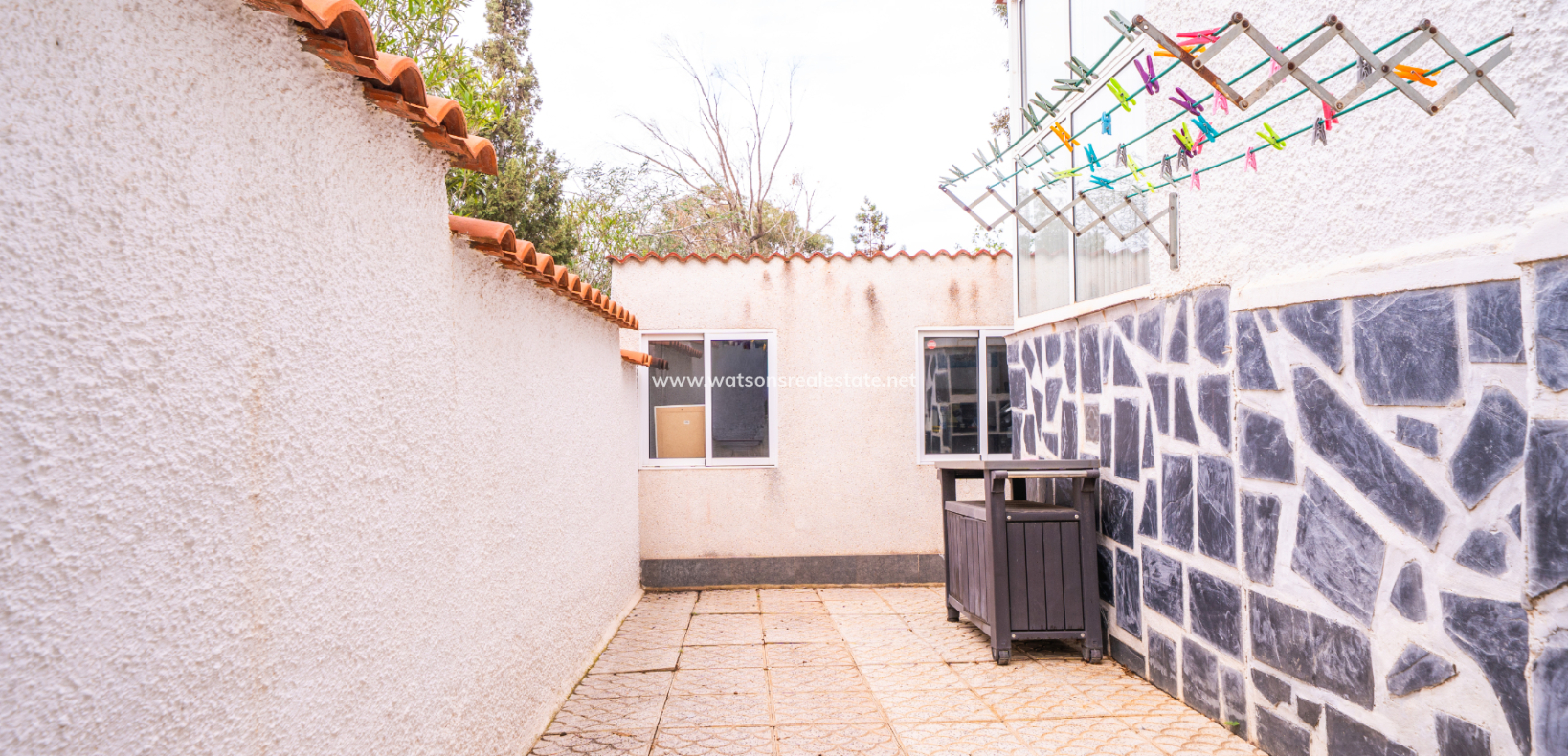 Resale - Freistendhe Villa - Urb. La Marina