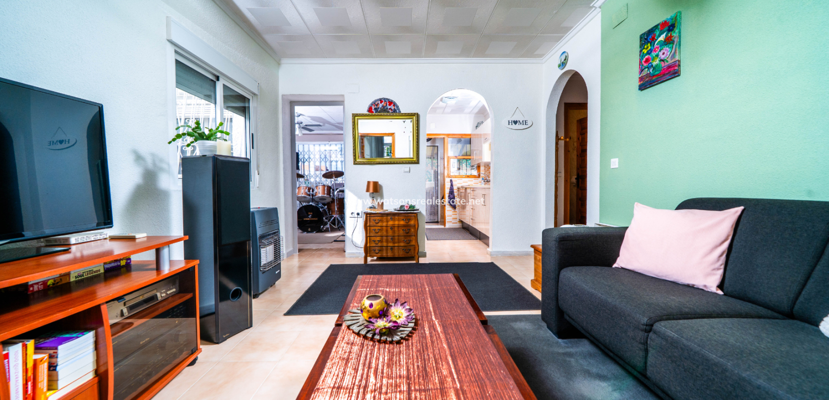 Resale - Freistendhe Villa - Urb. La Marina