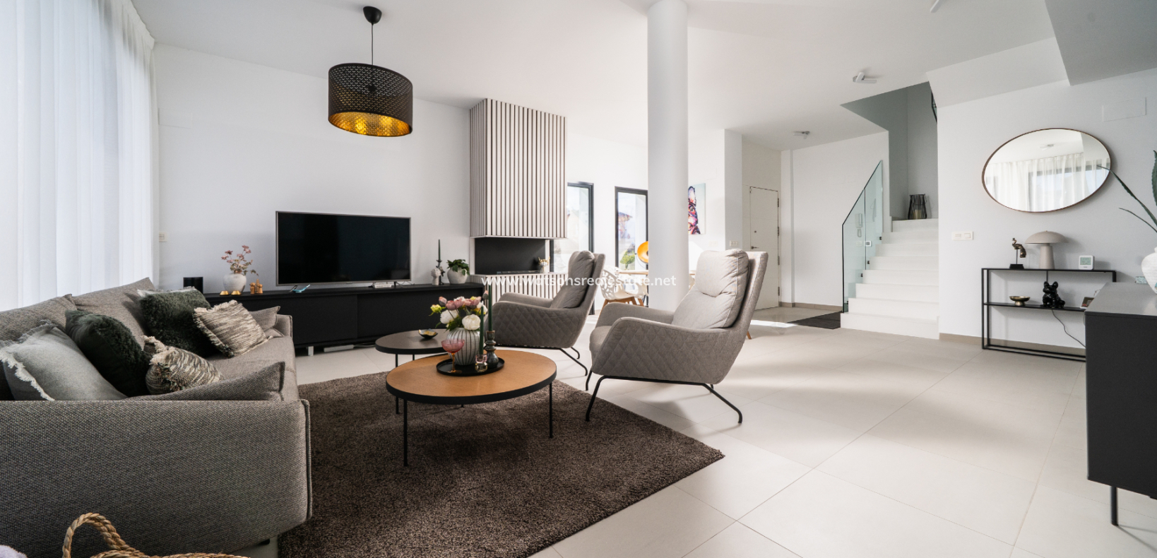 Resale - Freistendhe Villa - Urb. La Marina