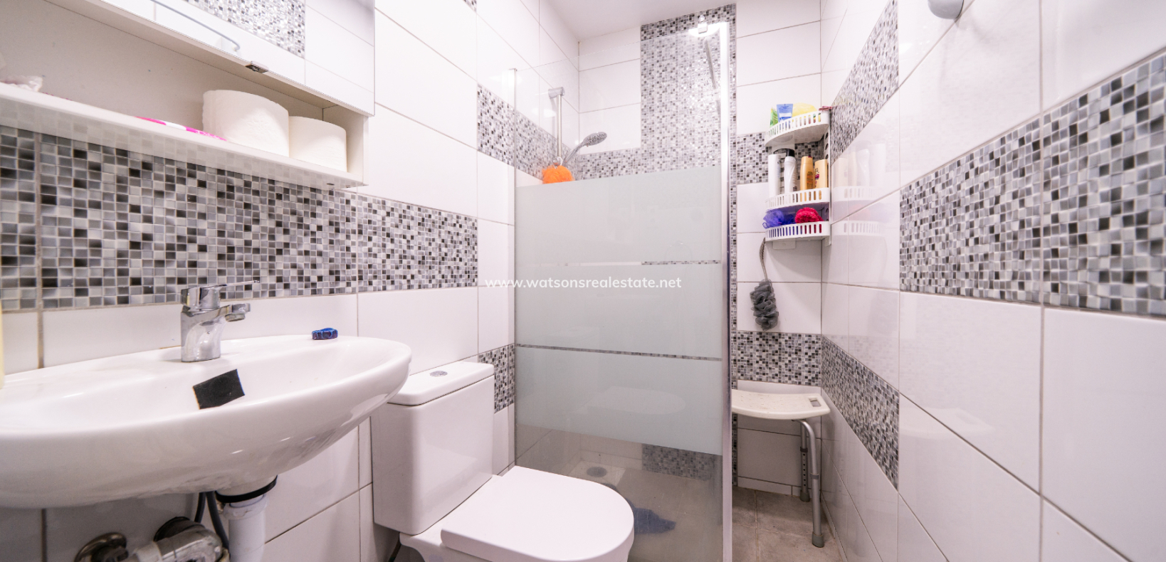 Resale - Freistendhe Villa - Urb. La Marina