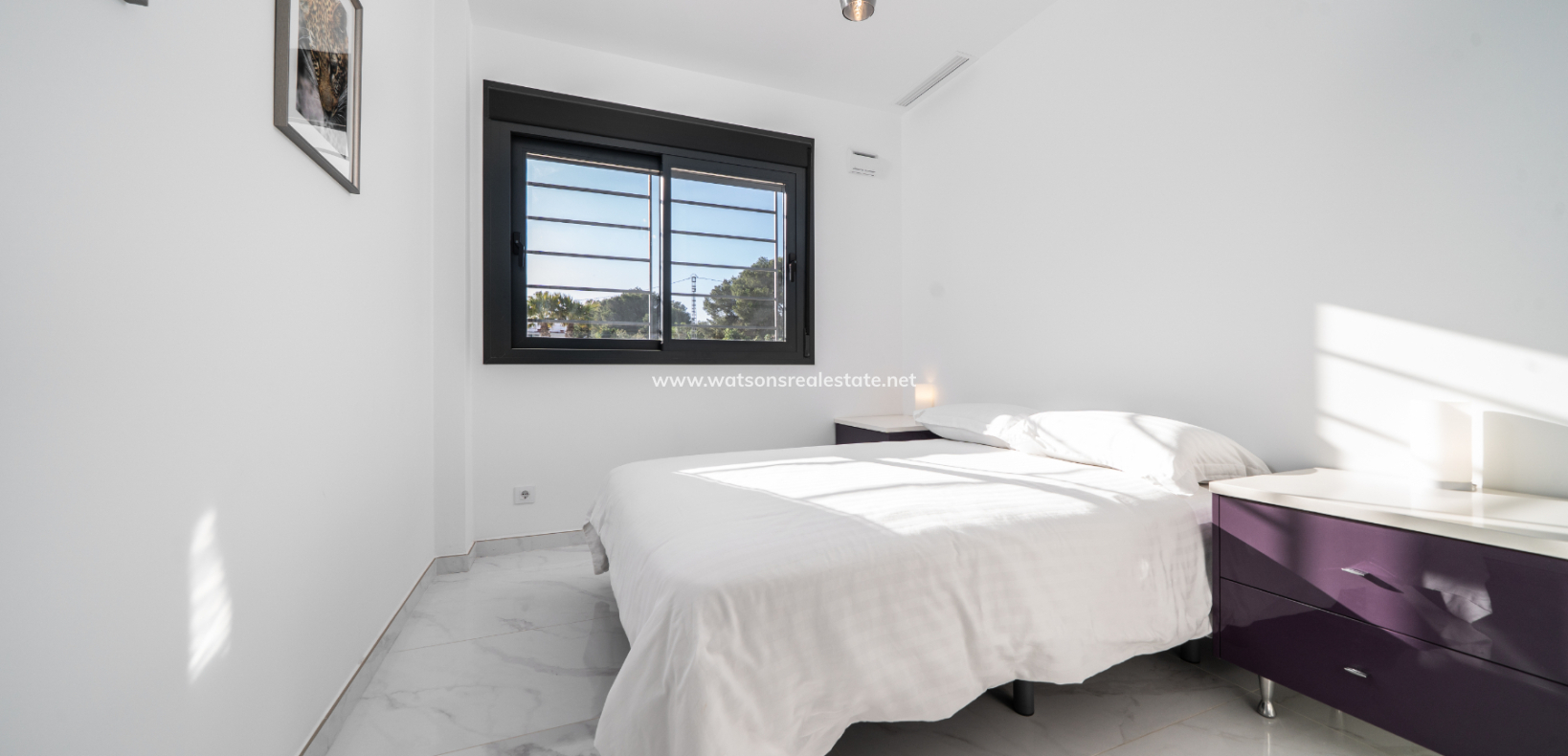 Resale - Freistendhe Villa - Urb. La Marina