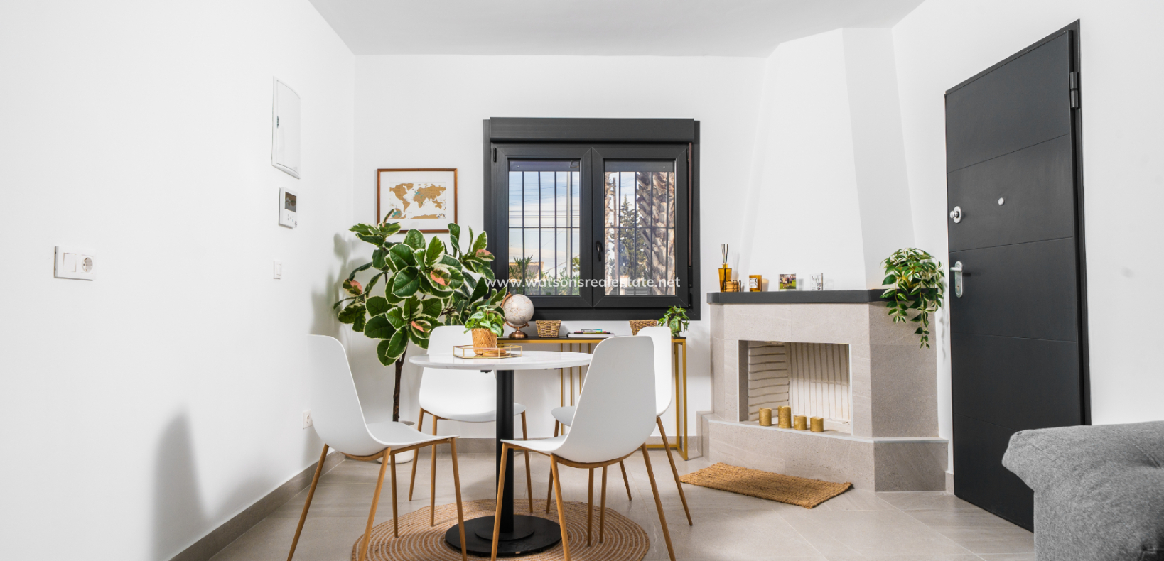 Resale - Freistendhe Villa - Urb. La Marina