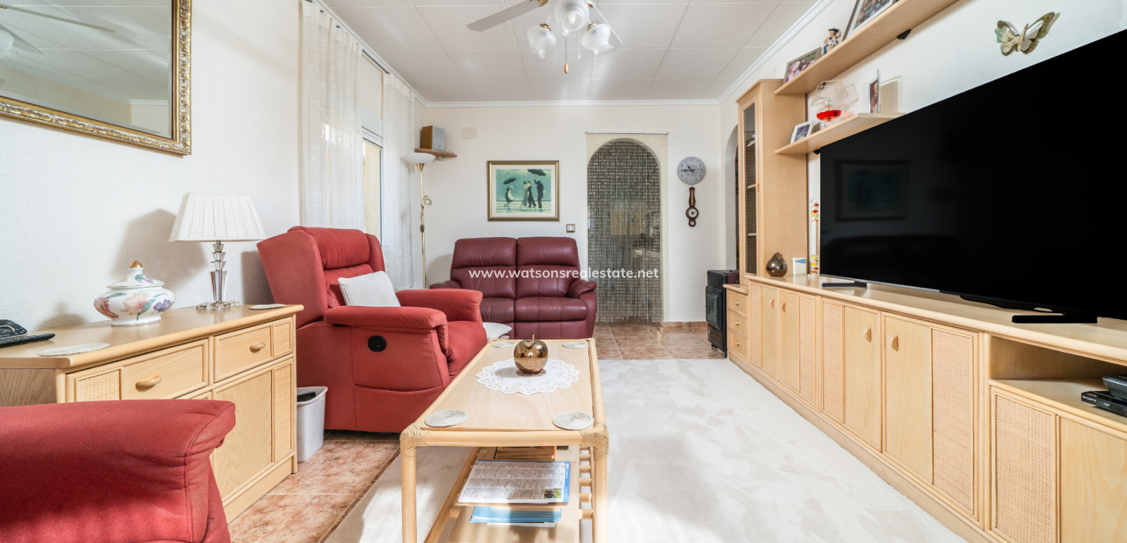 Resale - Freistendhe Villa - Urb. La Marina