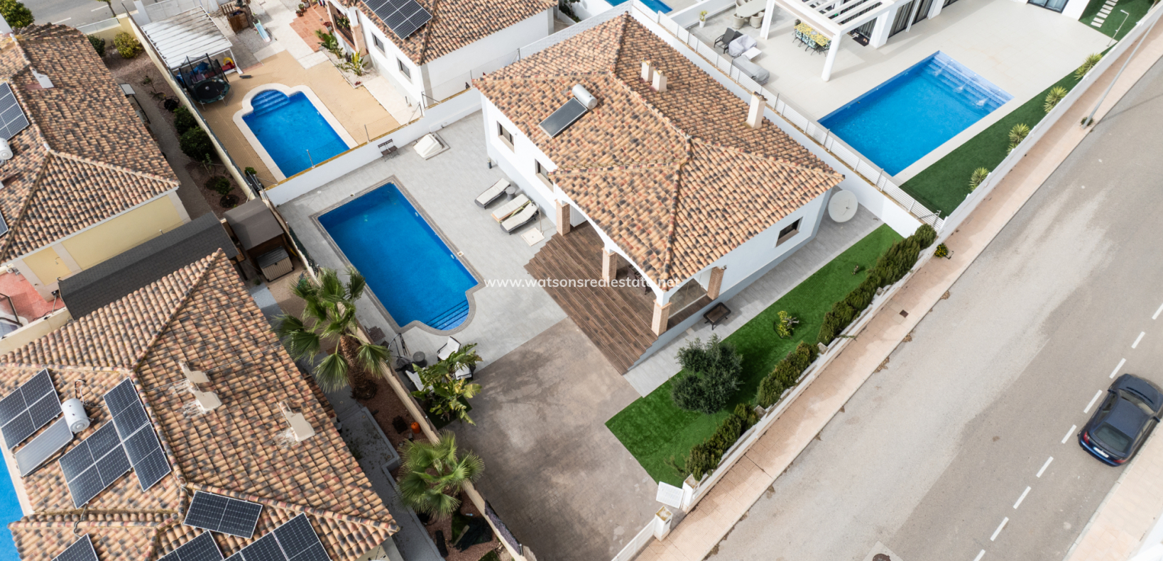 Resale - Freistendhe Villa - Urb. La Marina