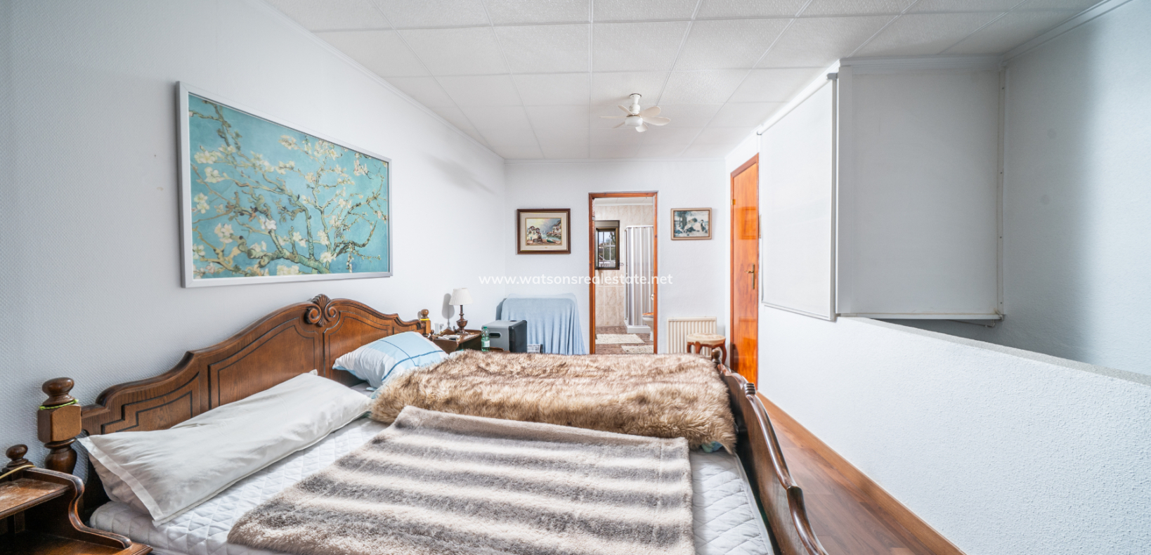 Resale - Freistendhe Villa - Urb. La Marina