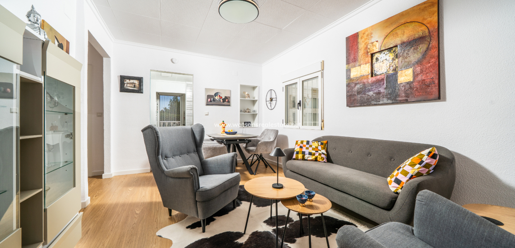 Resale - Freistendhe Villa - Urb. La Marina