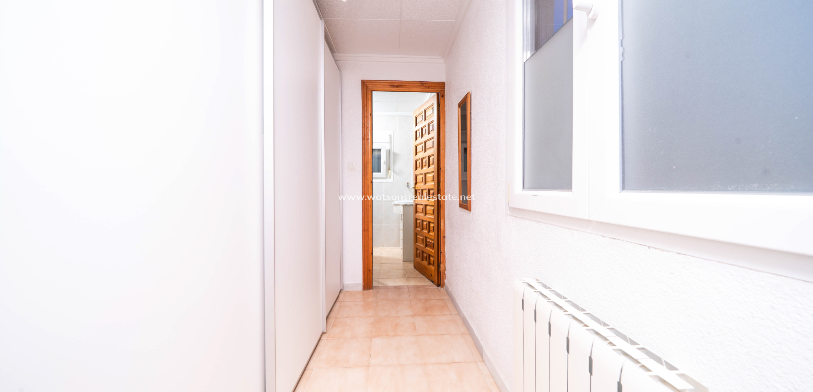 Resale - Freistendhe Villa - Urb. La Marina