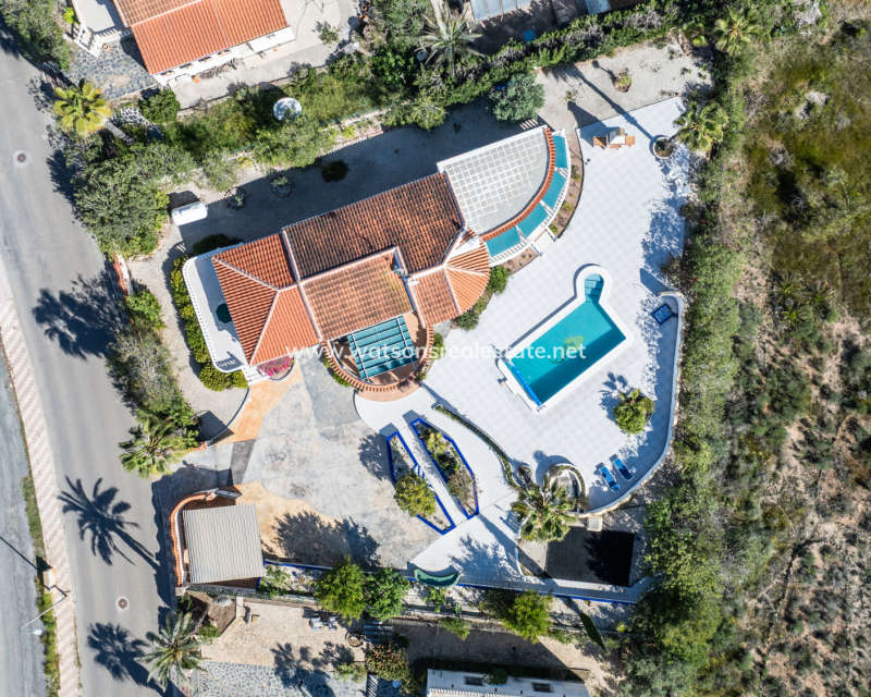 Resale - Freistendhe Villa - Urb. La Marina