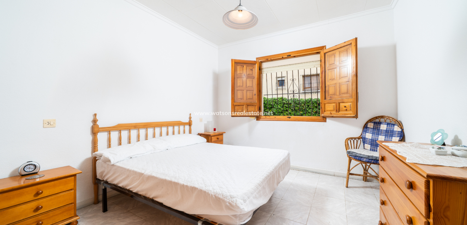 Resale - Freistendhe Villa - Urb. La Marina