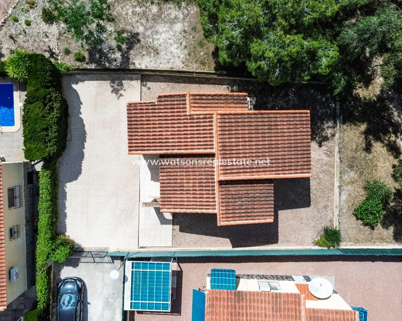 Resale - Freistendhe Villa - Urb. La Marina