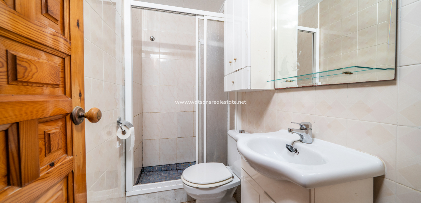Resale - Freistendhe Villa - Urb. La Marina