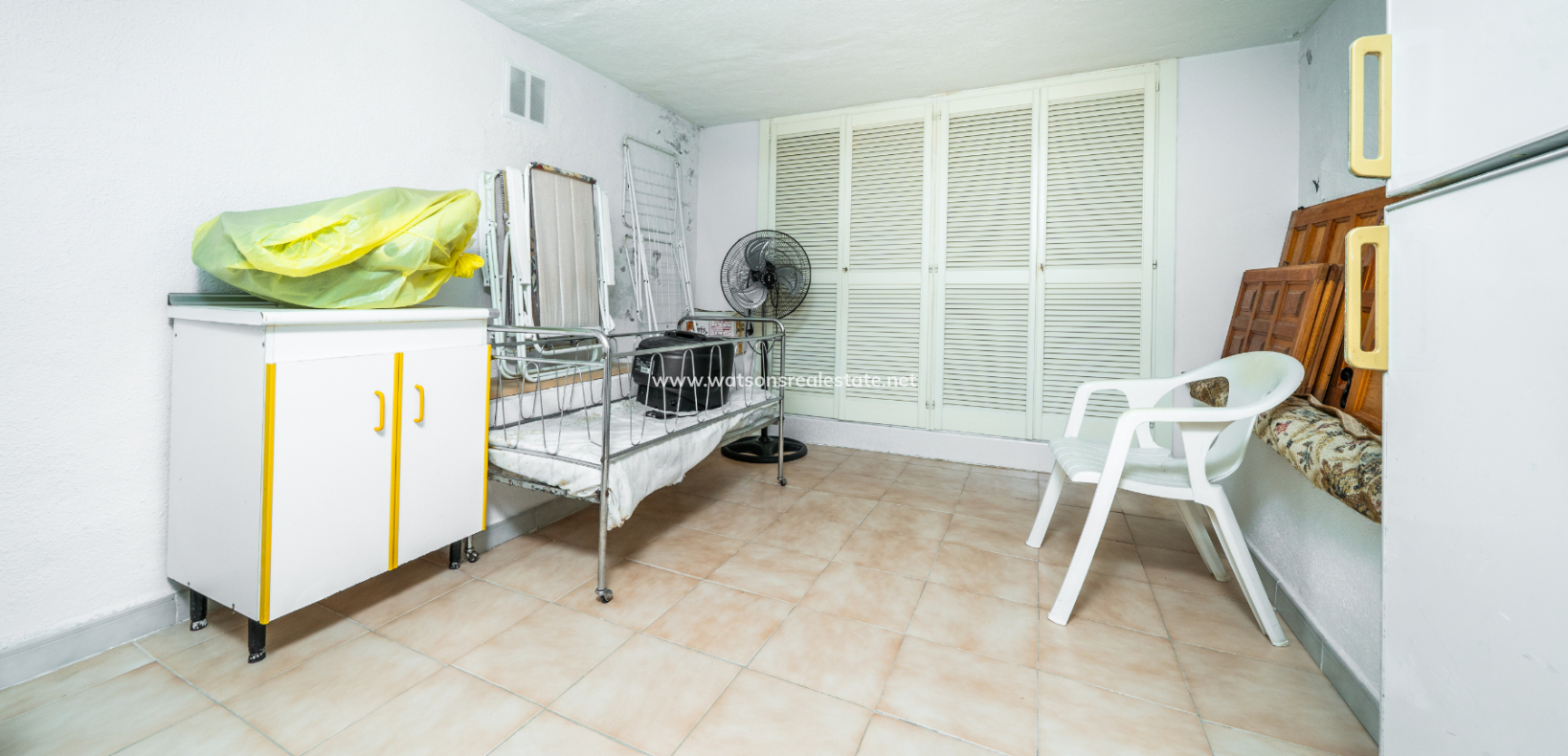 Resale - Freistendhe Villa - Urb. La Marina