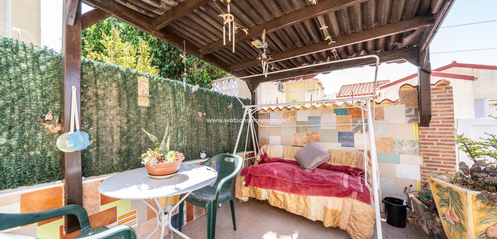 Resale - Freistendhe Villa - Urb. La Marina