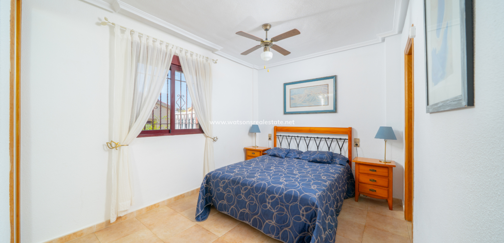 Resale - Freistendhe Villa - Urb. La Marina