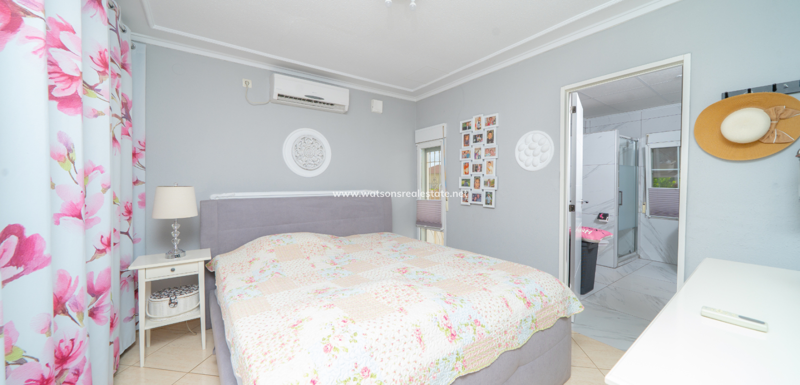 Resale - Freistendhe Villa - Urb. La Marina