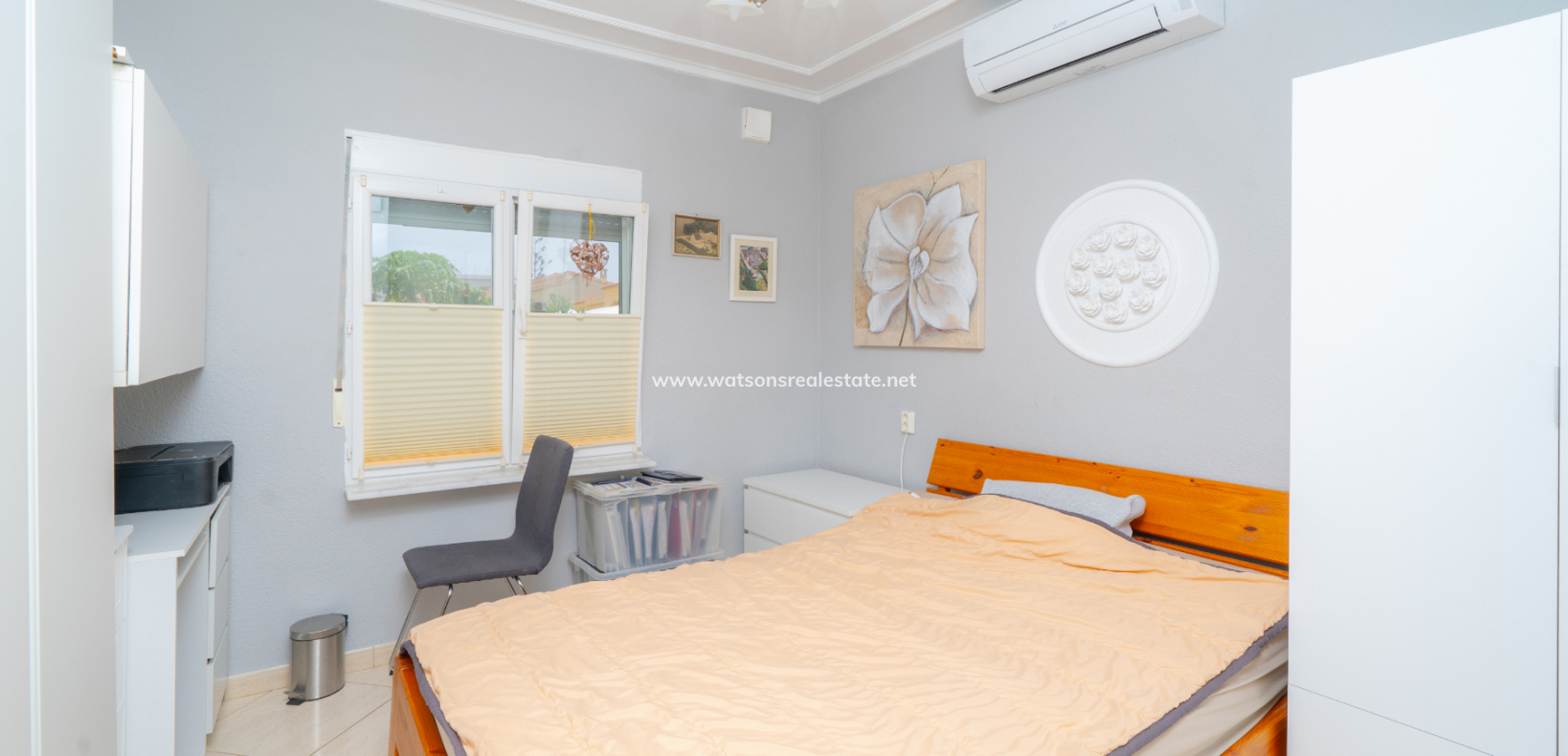 Resale - Freistendhe Villa - Urb. La Marina