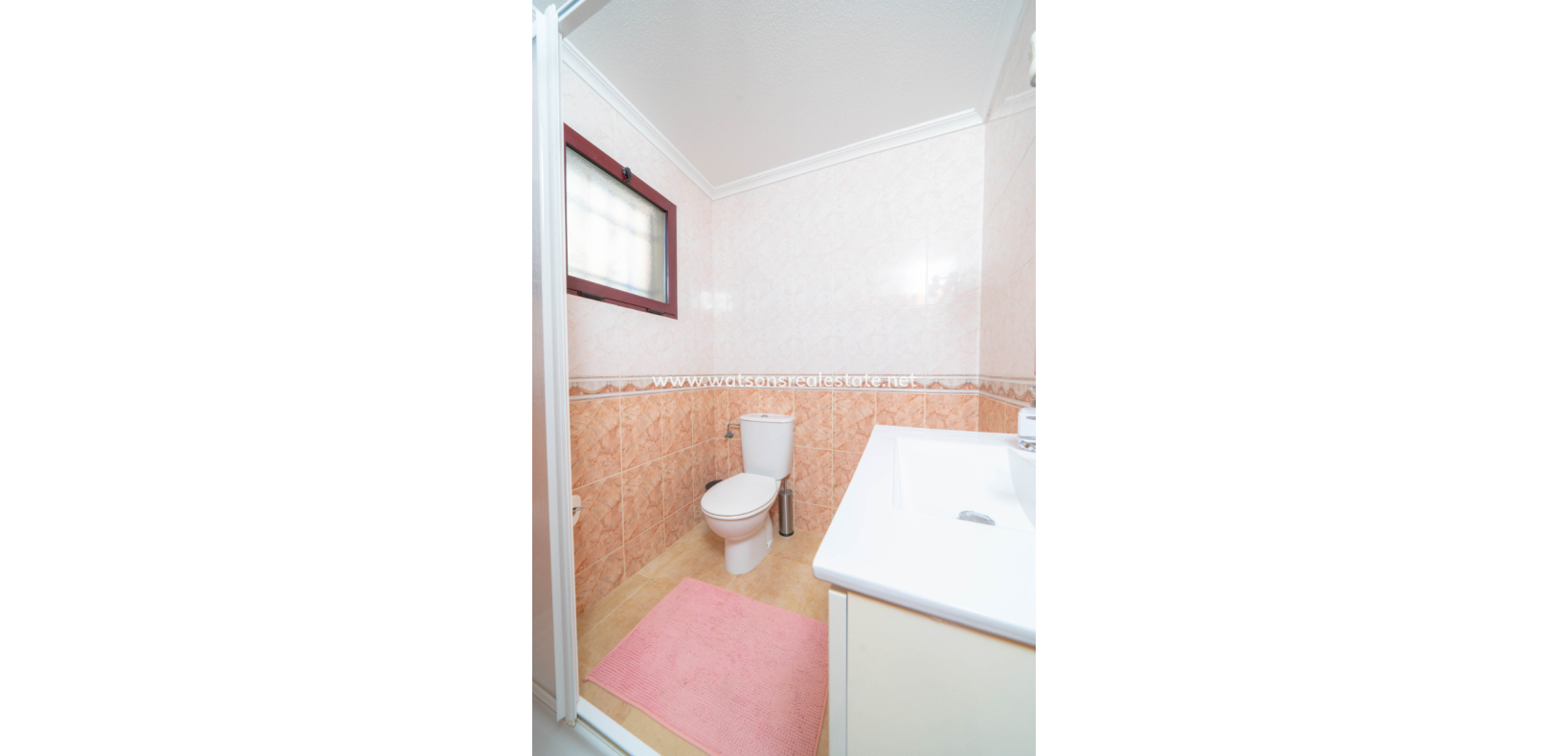 Resale - Freistendhe Villa - Urb. La Marina