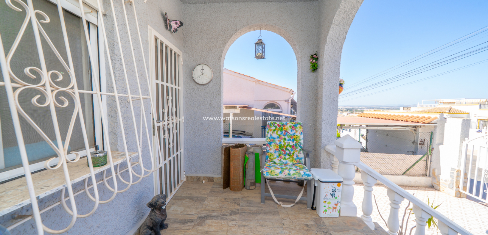 Resale - Freistendhe Villa - Urb. La Marina