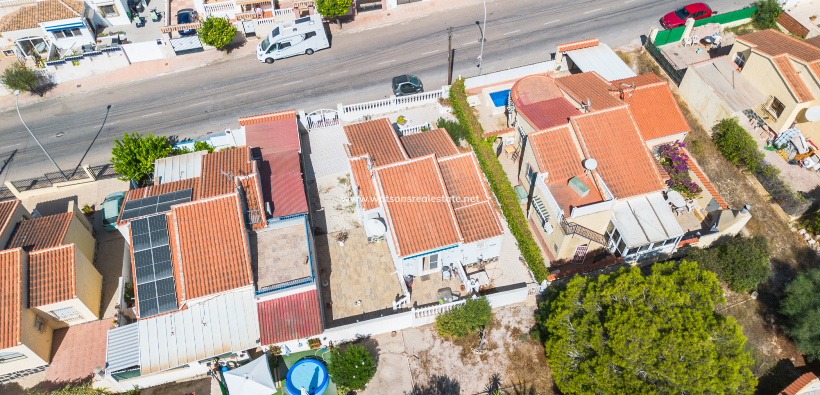Resale - Freistendhe Villa - Urb. La Marina