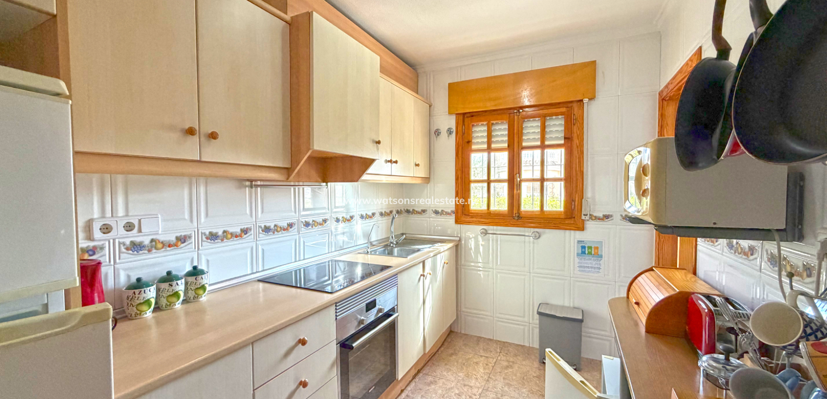 Resale - Freistendhe Villa - Urb. La Marina
