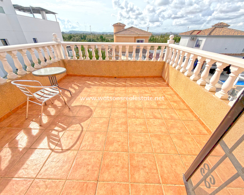 Resale - Freistendhe Villa - Urb. La Marina