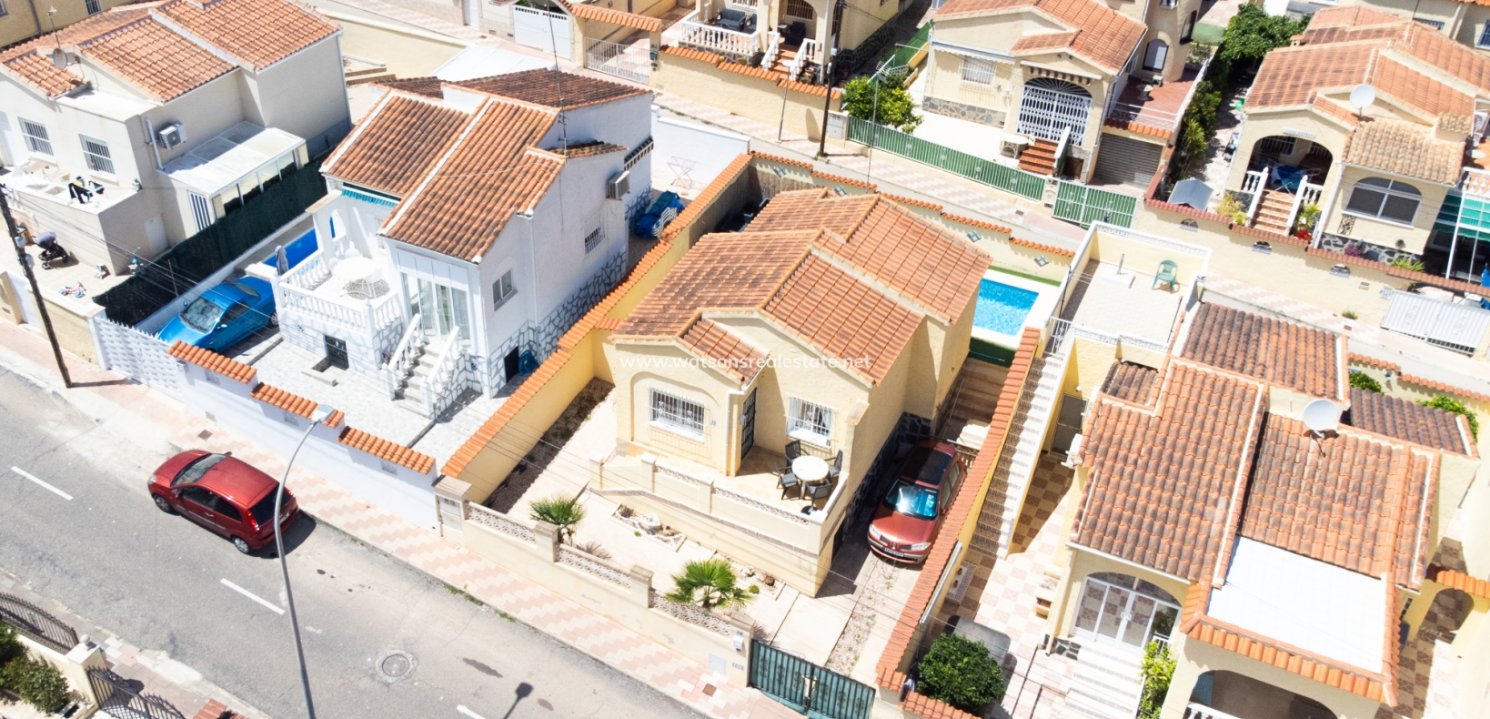 Resale - Freistendhe Villa - Urb. La Marina