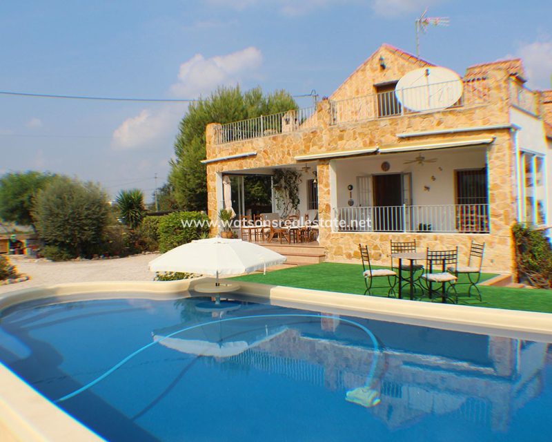 Resale - Fristaende Villa - Callosa del Segura