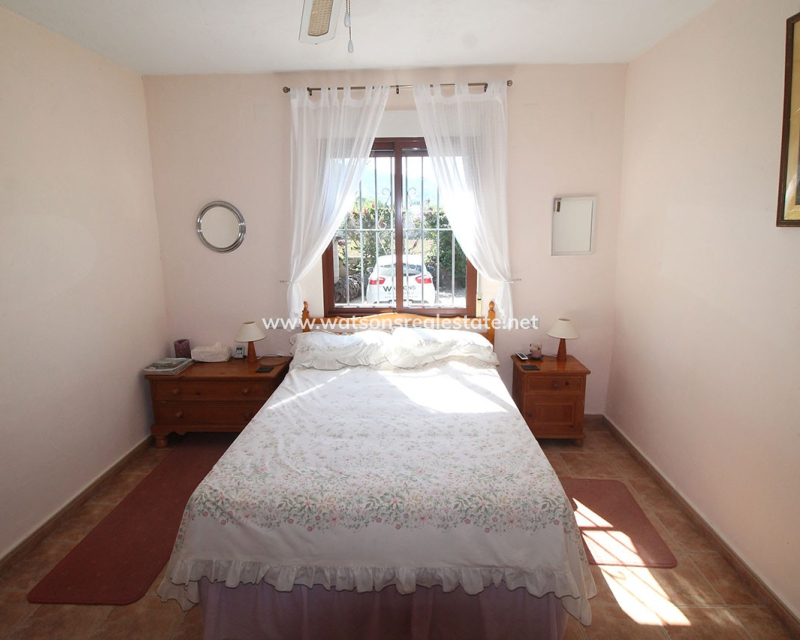 Resale - Fristaende Villa - Callosa del Segura