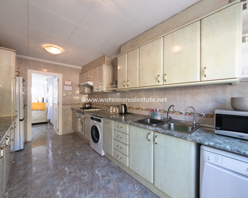 Resale - Fristaende Villa - La Marina - Urb. La Marina