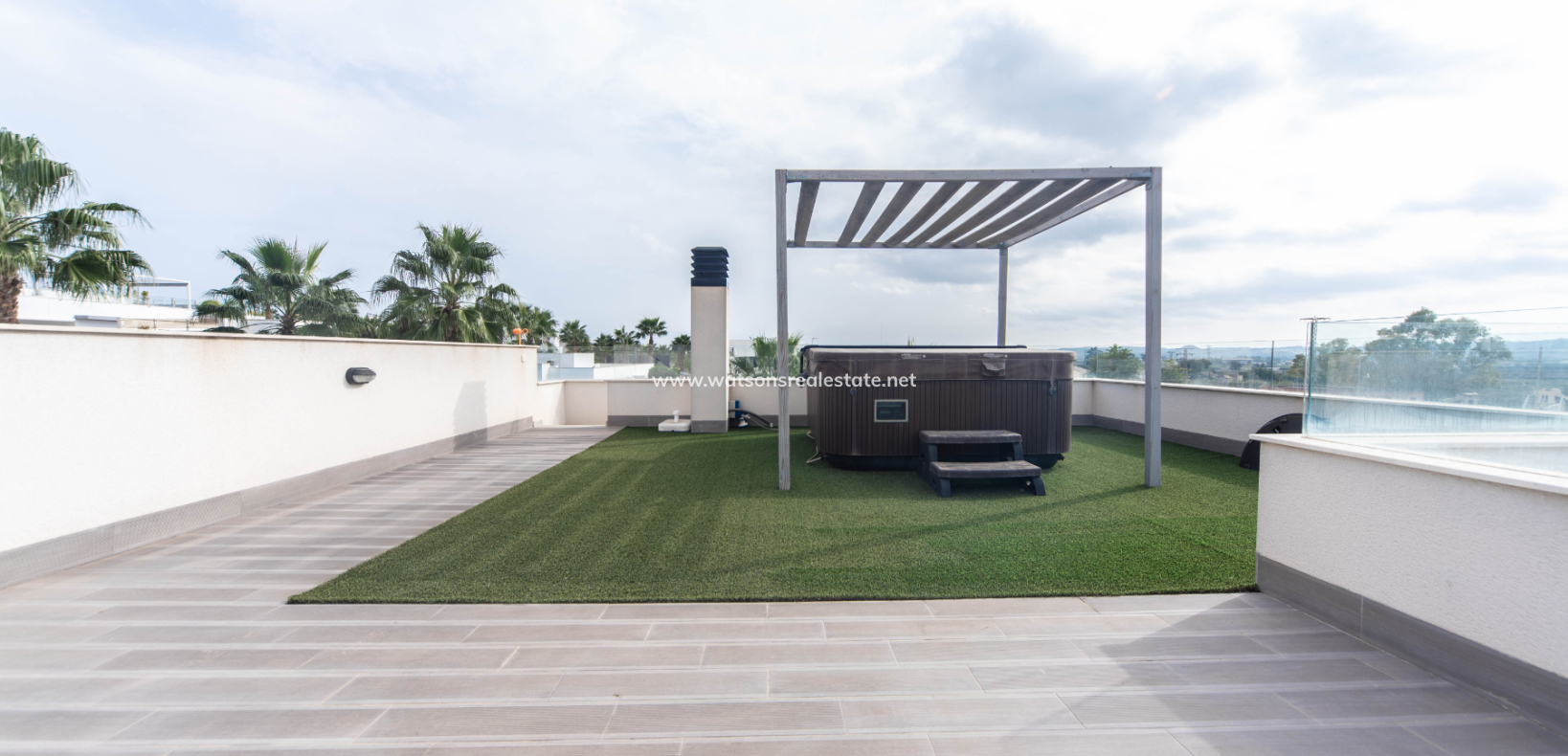 Resale - Fristaende Villa - Urb. El Oasis - La Marina