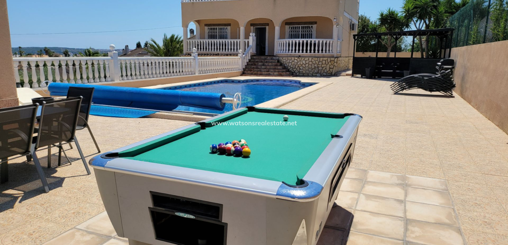 Resale - Fristaende Villa - Urb. El Oasis - La Marina