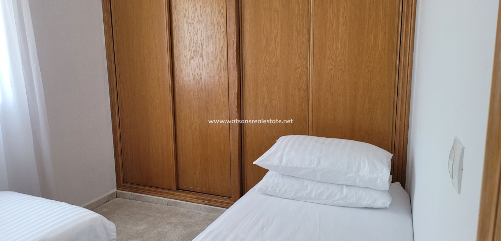 Resale - Fristaende Villa - Urb. El Oasis - La Marina