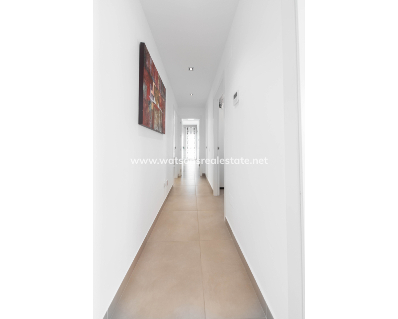Resale - Fristaende Villa - Urb. El Oasis - La Marina
