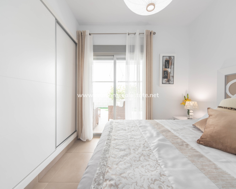 Resale - Fristaende Villa - Urb. El Oasis - La Marina