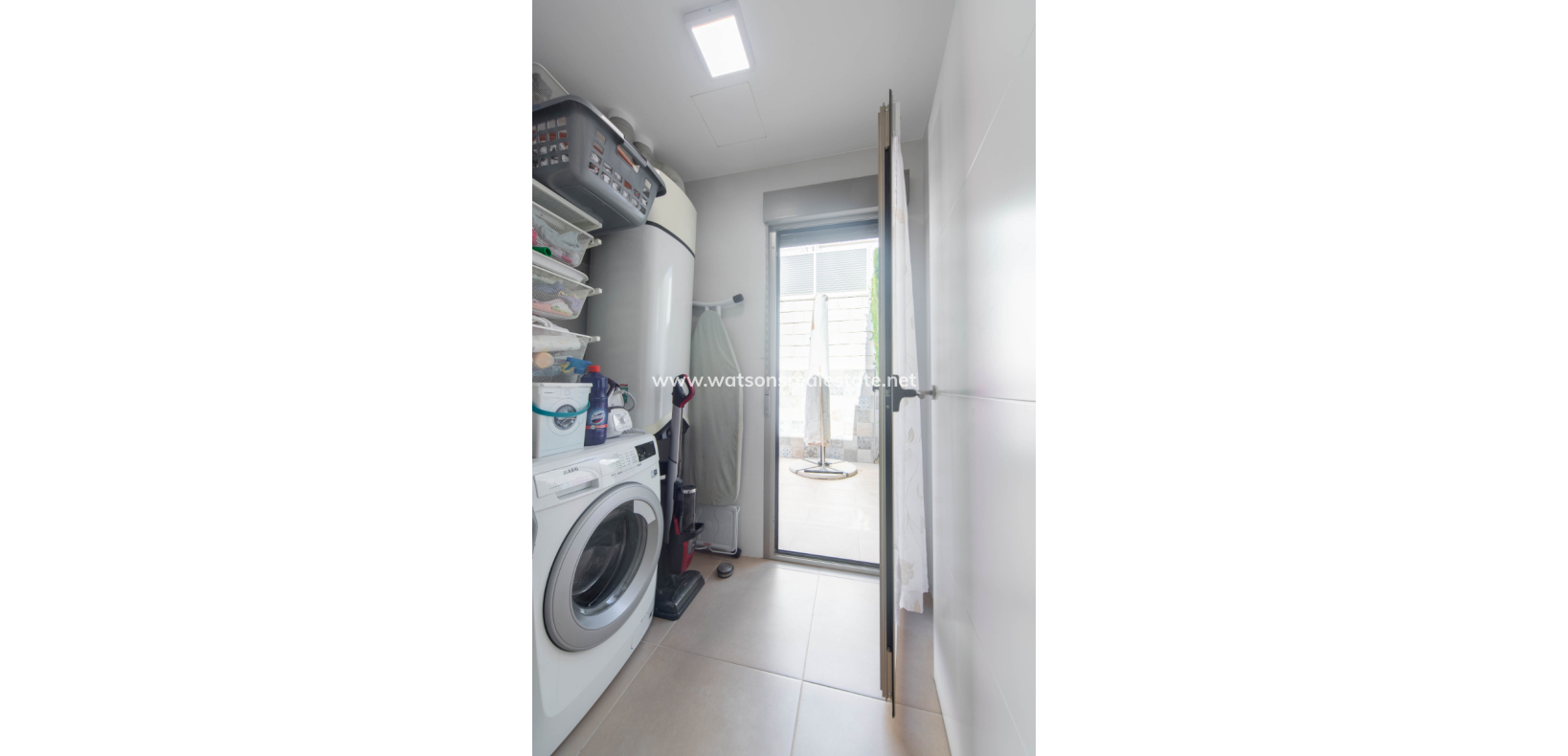 Resale - Fristaende Villa - Urb. El Oasis - La Marina