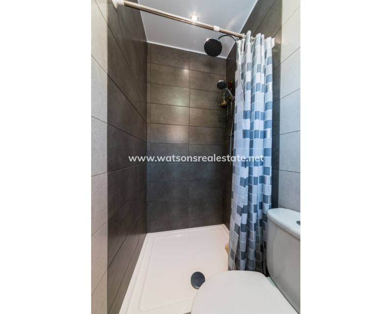 Resale - Fristaende Villa - Urb. El Oasis - La Marina