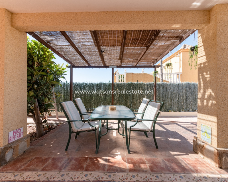 Resale - Fristaende Villa - Urb. El Oasis - La Marina