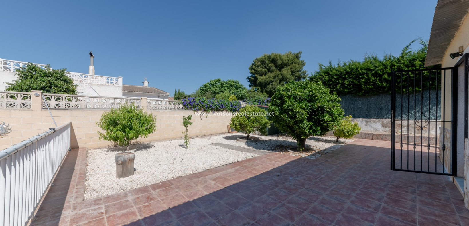 Resale - Fristaende Villa - Urb. El Oasis - La Marina
