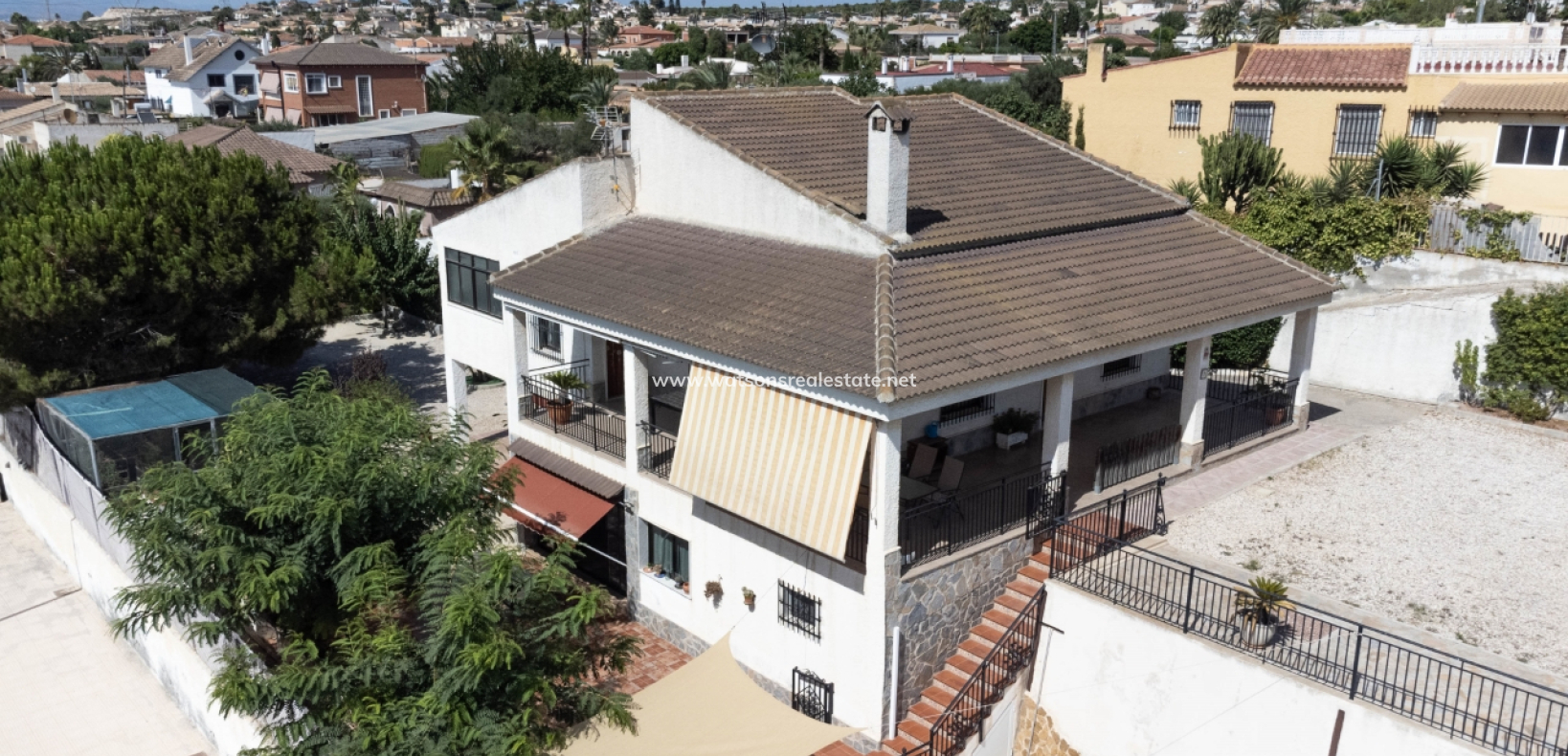 Resale - Fristaende Villa - Urb. El Oasis - La Marina