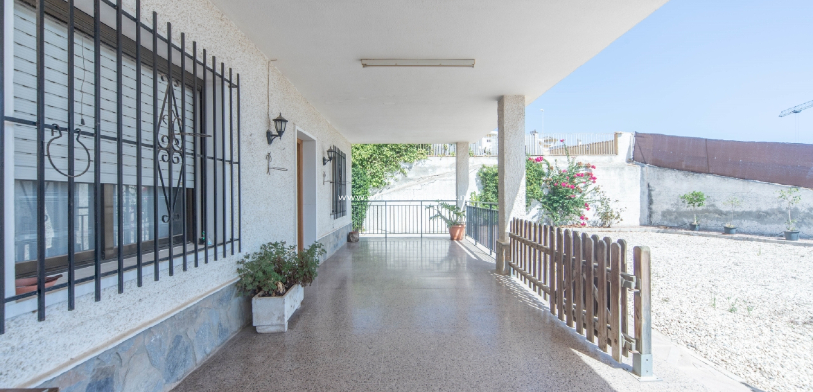 Resale - Fristaende Villa - Urb. El Oasis - La Marina