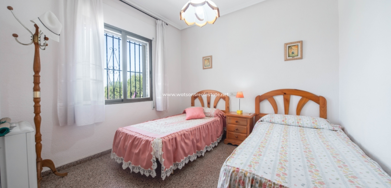 Resale - Fristaende Villa - Urb. El Oasis - La Marina
