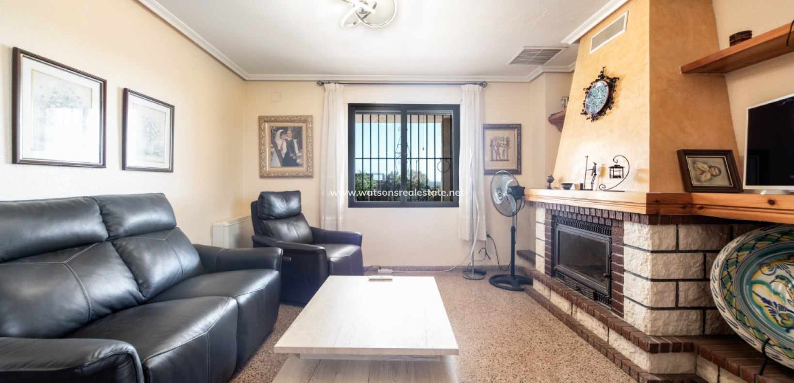 Resale - Fristaende Villa - Urb. El Oasis - La Marina