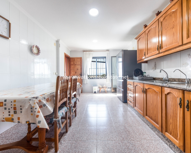 Resale - Fristaende Villa - Urb. El Oasis - La Marina
