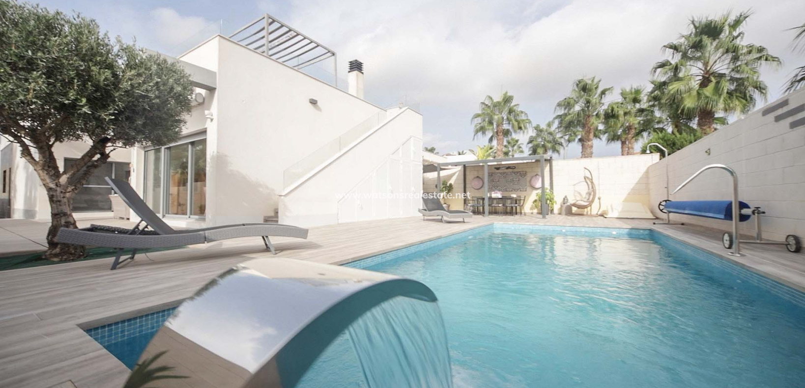 Resale - Fristaende Villa - Urb. El Oasis - La Marina
